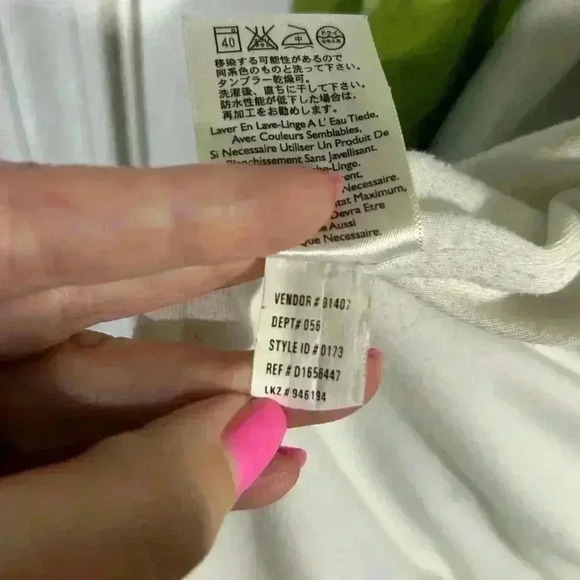 Eddie Bauer Green Rain Jacket; Women’s XXL. Zipper pockets, cinch waist and hood - Picture 5 of 9